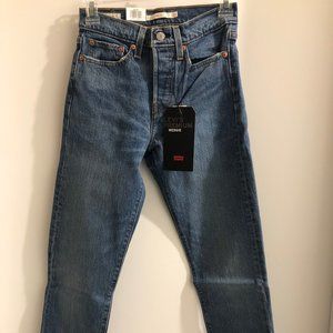 Levi's Wedgie Ankle Jeans